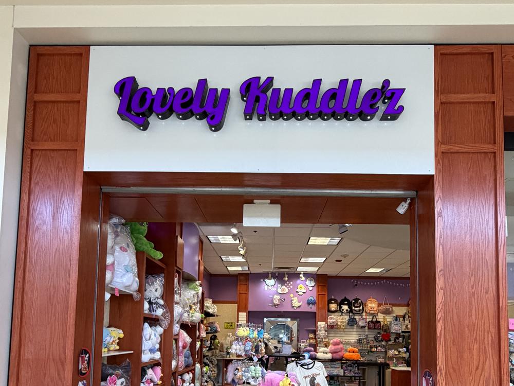Lovely Kuddle'z storefront