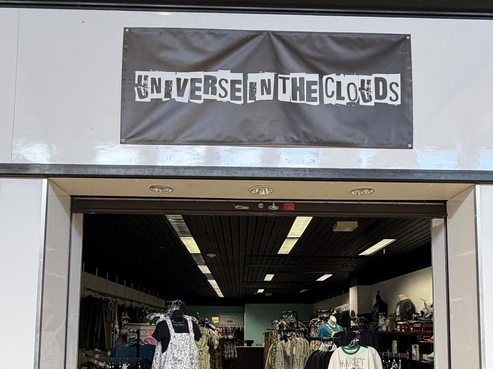 Universe in the Clouds storefront
